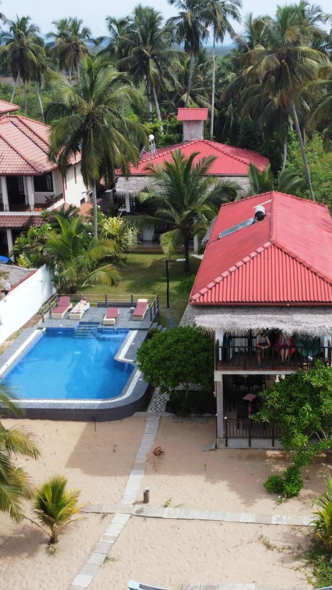 Blue Ocean Resort Netolpitiya エクステリア 写真